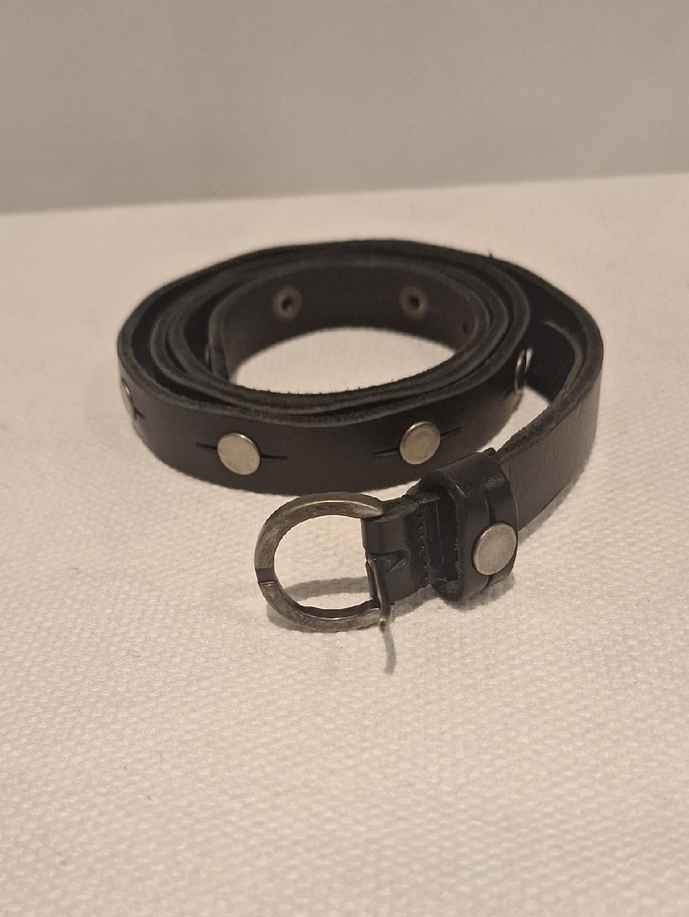 Oficina Belts Black Leather Stud Belt with Round Buckle